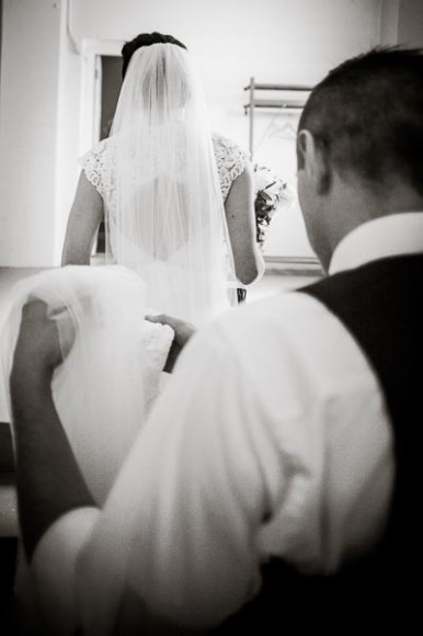 Friend Assists Bride With Her Train Vanishing Moments Photography 6210